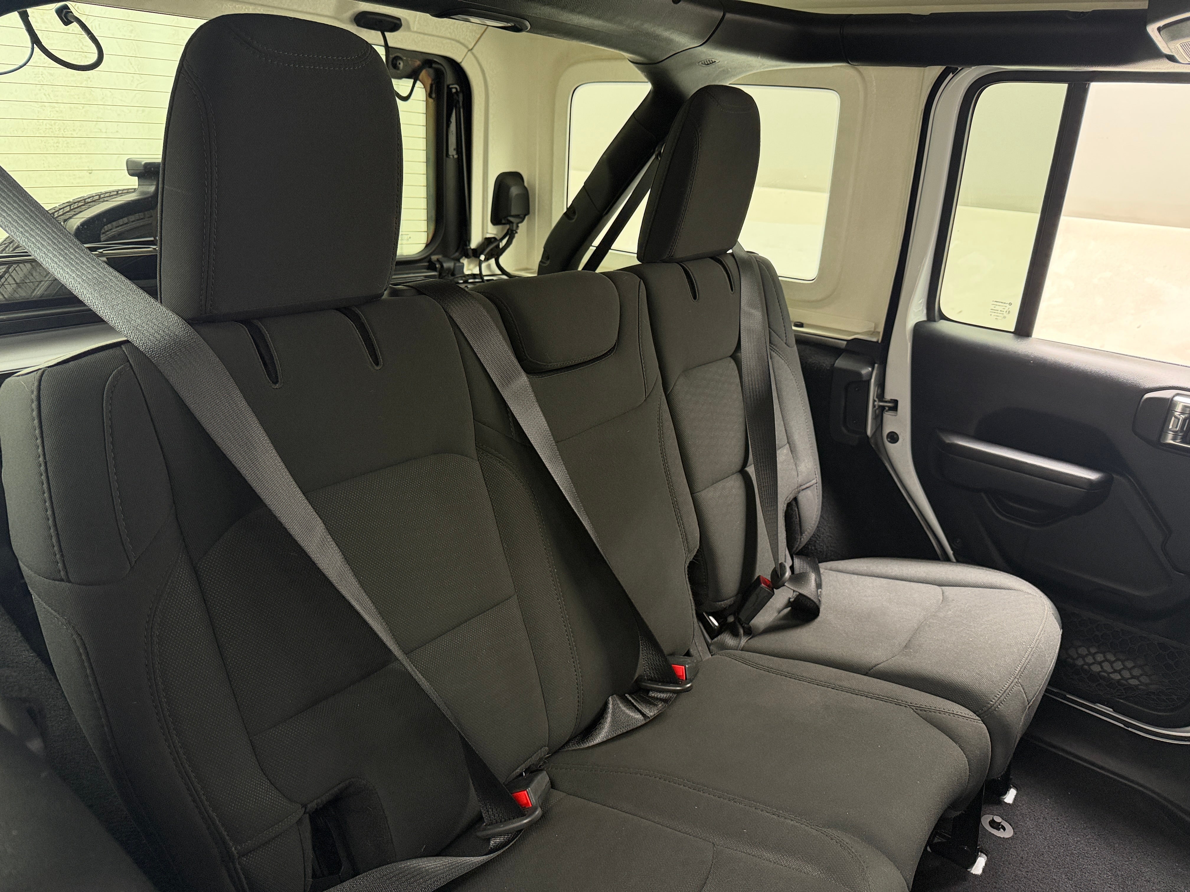 jeep wrangler unlimited 2020 1C4HJXDG4LW330466 image jeep wrangler unlimited 2020 1C4HJXDG4LW330466 image